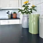 Apartment Supersentralt, Lyst Og Romslig *