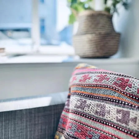 Lejlighed Supersentralt, Lyst Og Romslig